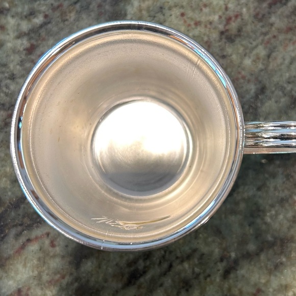 Vintage silver plated baby sippy cup with lid and box.  Embossed duck design. - Picture 3 of 5